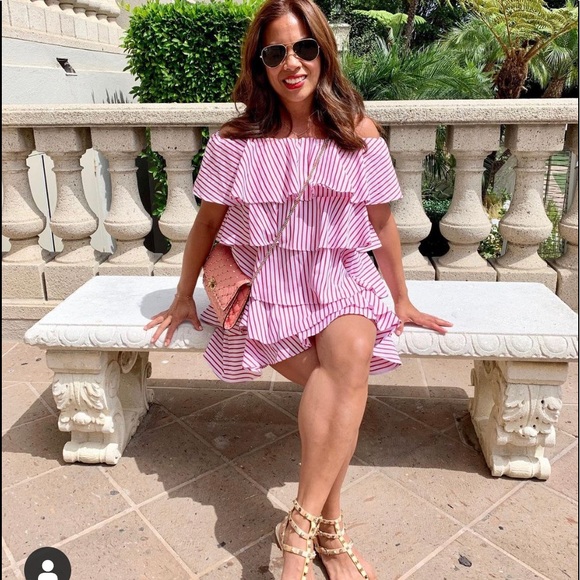 Auth Valentino Garavani Rockstud Spike crossbody - Picture 11 of 11